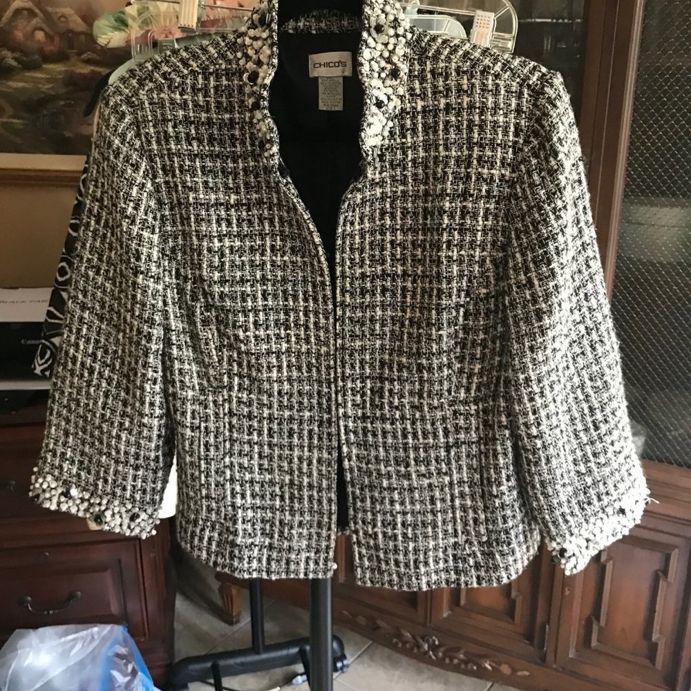Gorgeous White & Black Chico's Embellished Jacket, Size 1 (medium)